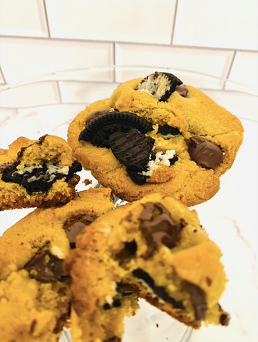 Oreo-Stuffed Chocolate Chip Cookies